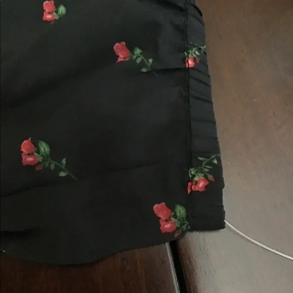 Wildfox HOST PICK! Bethany ruffle floral blouse - Picture 8 of 8